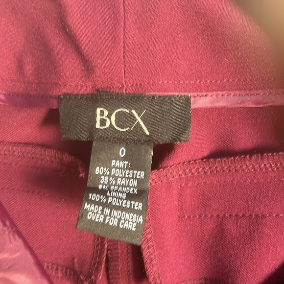 NWT woman’s pants by BCX - Picture 3 of 5